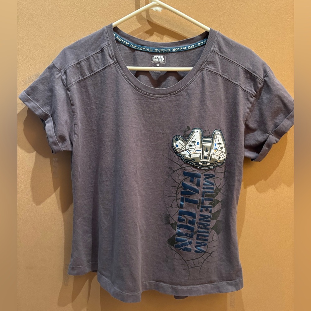 Star Wars Millennium Falcon Black Spire Outpost t-shirt from Disney World XL